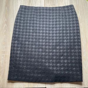 Black on black houndstooth pencil skirt